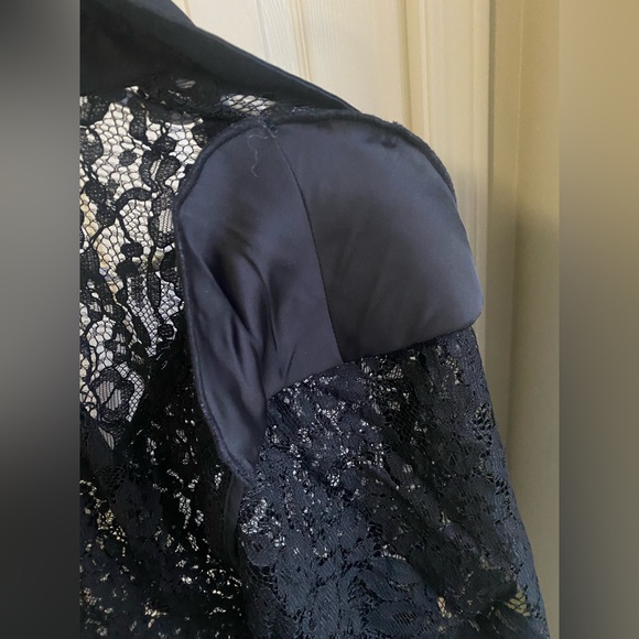 Helsa The Lace Shirt With Shoulder Pad in Black - Picture 12 of 14